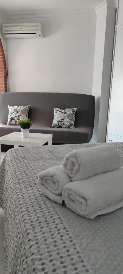 Estudio Torrox Playa- Vistas Al Mar Y Piscina ภายนอก รูปภาพ